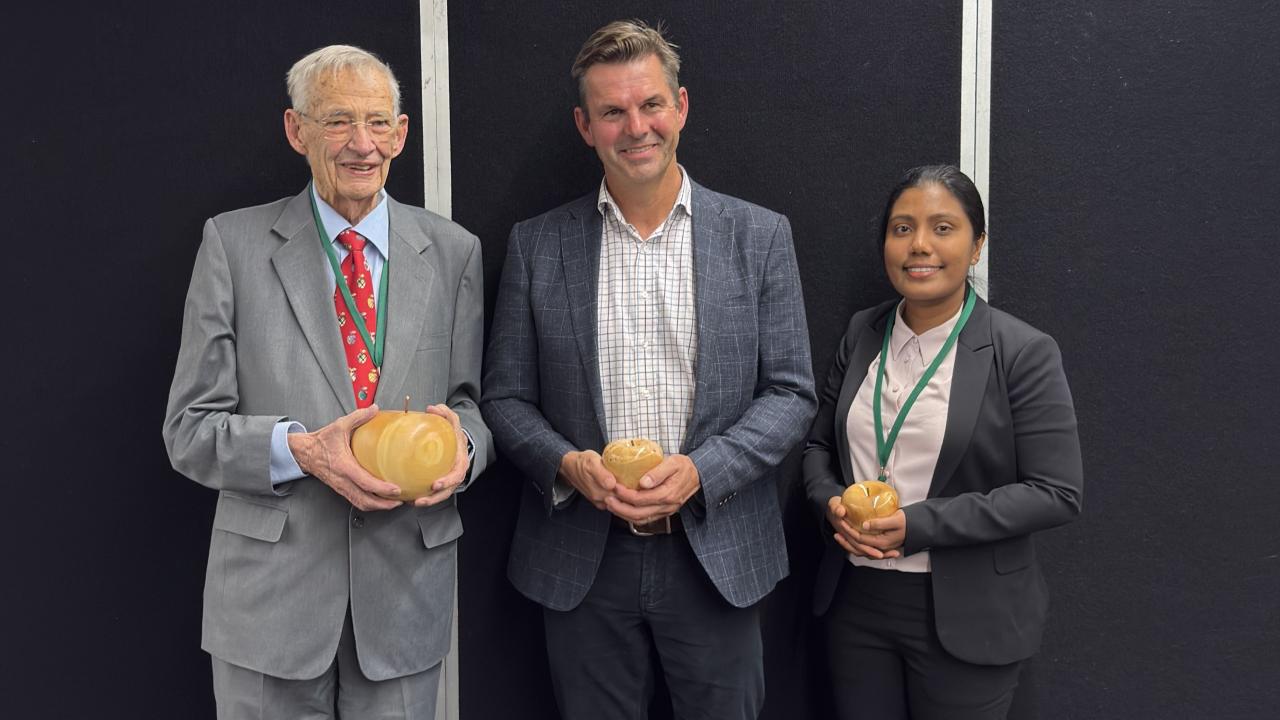 Fruit Growers Tasmania award winners