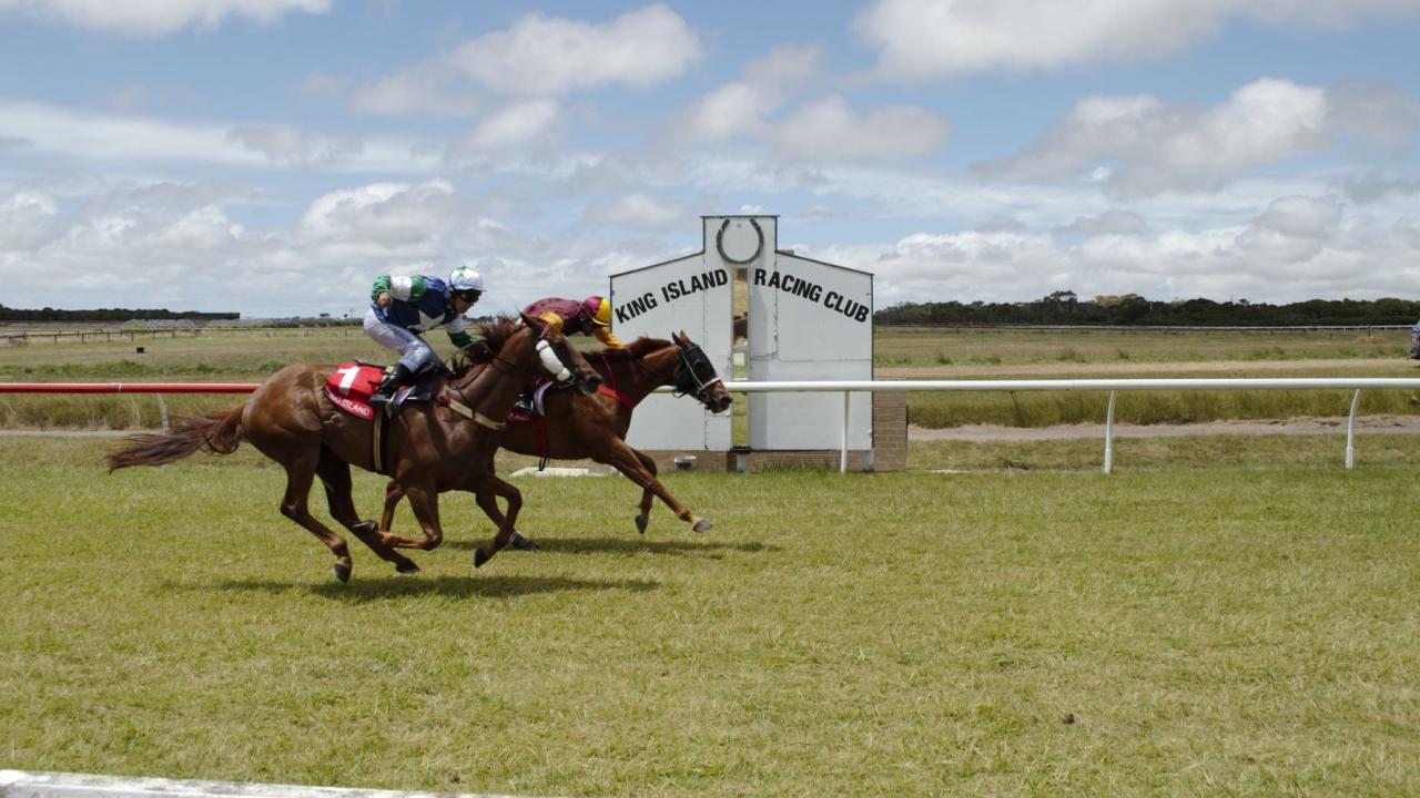 A racing meet on King Island A racing meet on King Island