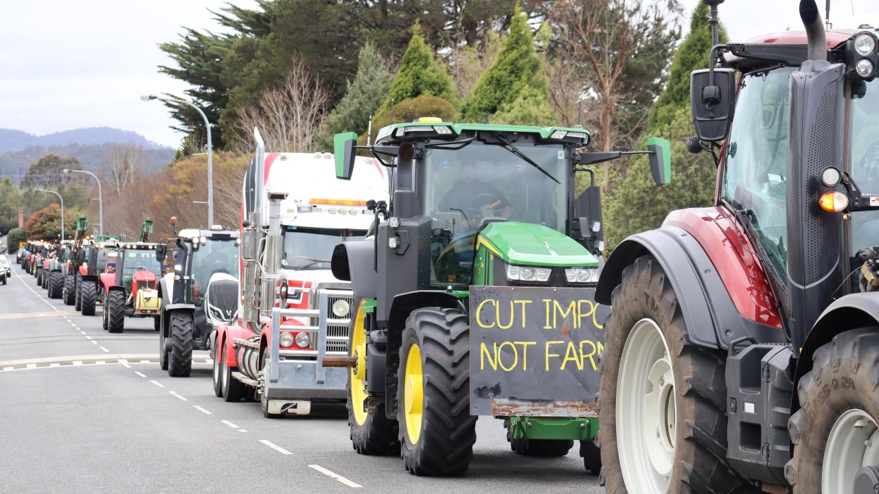 Tractors at Deloraine