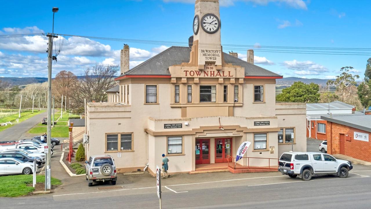 Campbell Town Hall