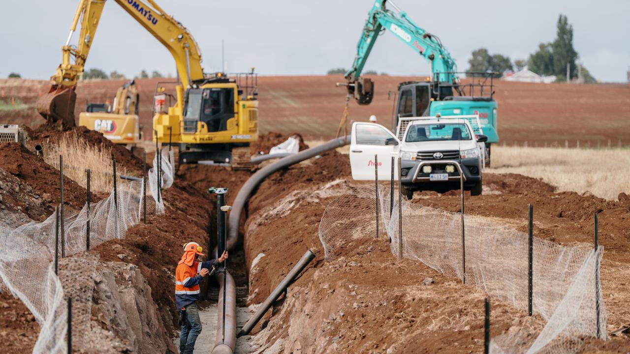 Irrigation scheme under construction (image Tasmanian Irrigation)