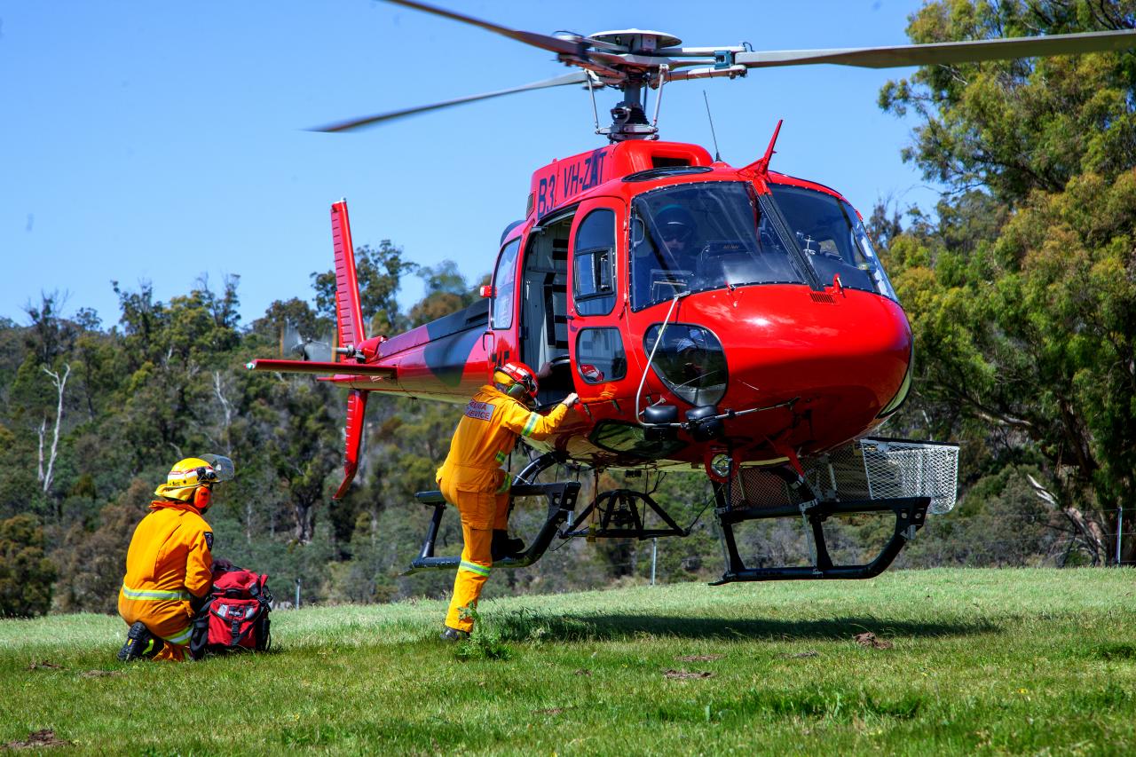 Volunteer for the Tasmania SES