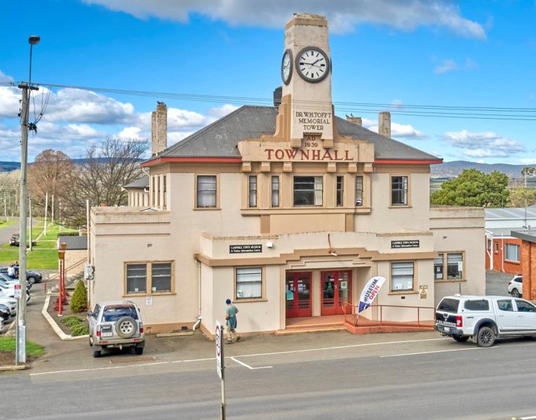 Campbell Town Hall