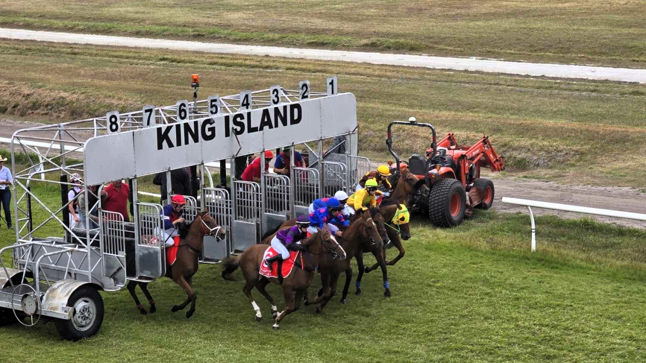 A race meet on King Island A race meet on King Island