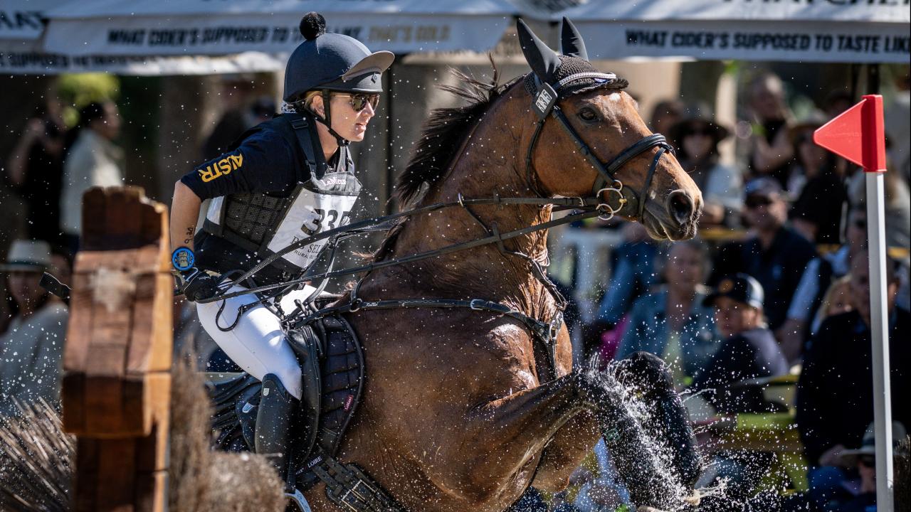 Georgia Elias on Silverwoods Aussie Pride at the Adelaide Equestrian Festival.