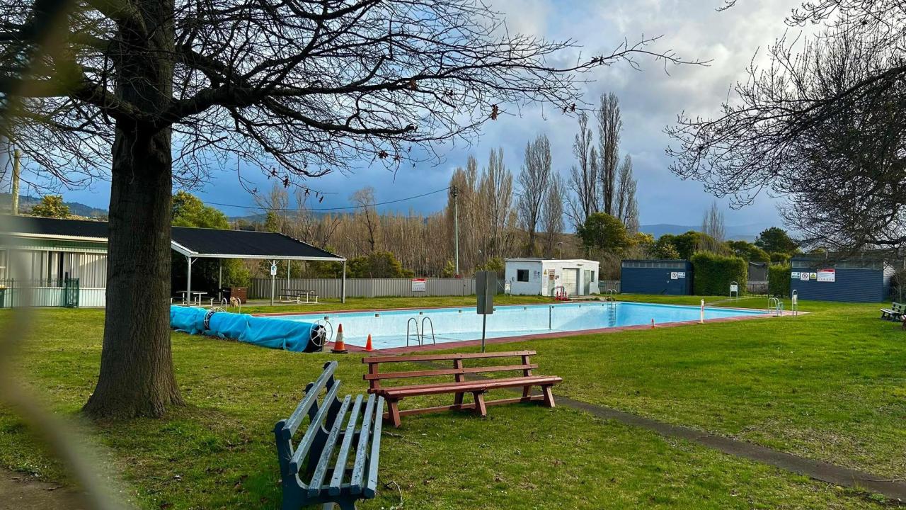 Bushy Park Pool