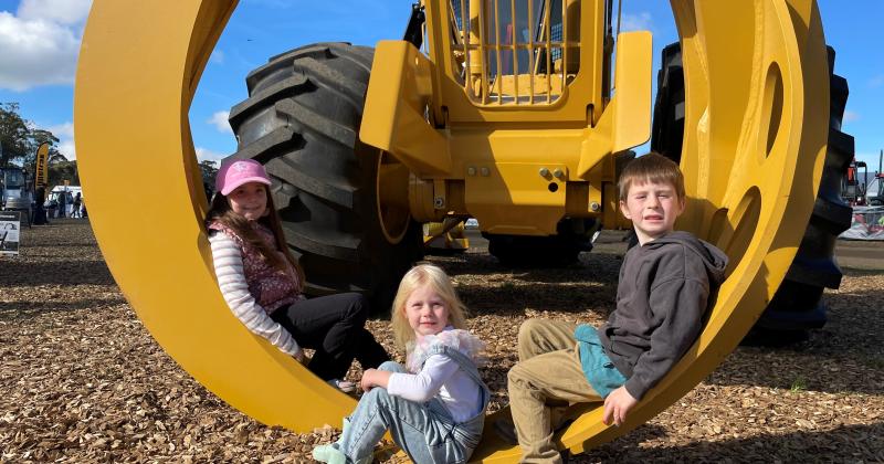 Millie, Ivy and Harrison