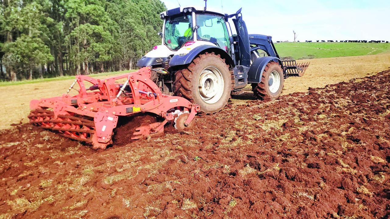 Delmade seed tiller