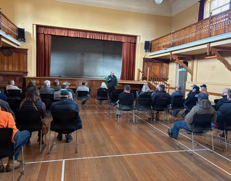 Powerline meeting