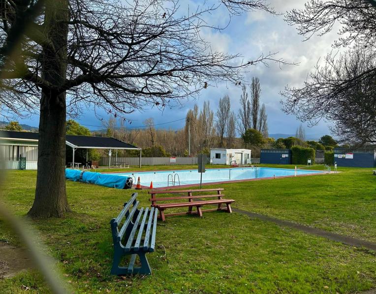 Bushy Park Pool