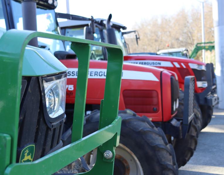Tractors at PW1