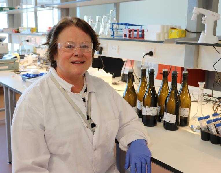 Alison Ctercteko with smoke tainted sparkling wine.